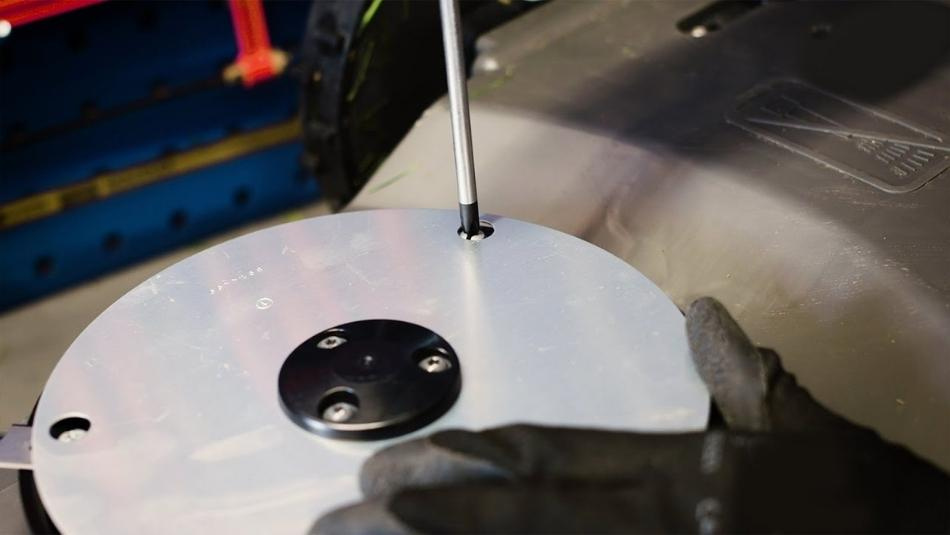 À quelle fréquence faut-il remplacer les lames de l'Automower ?