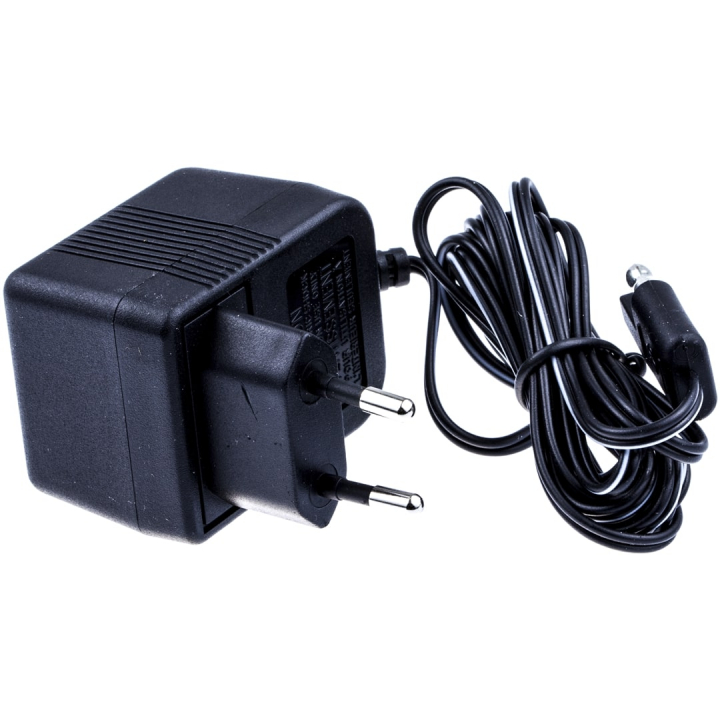 BATTERY CHARGER dans le groupe  chez GPLSHOP (5029512-02)