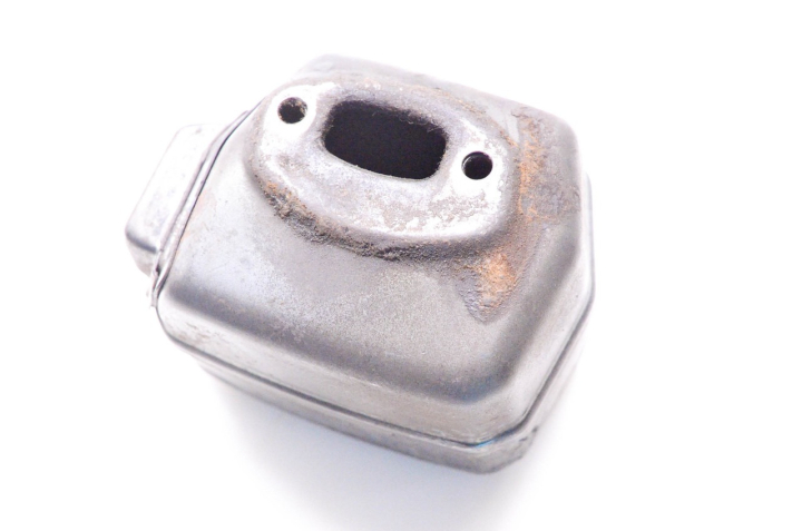 Husqvarna Silencieux 5037464-01 5037464-01 dans le groupe Pièces De Rechange / Pièces détachées Tronçonneuses / Pièces détachées Husqvarna 242XP chez GPLSHOP (5037464-01)