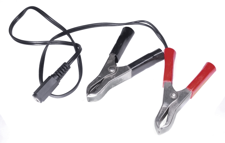 Adaptateur F, Chargeur De Batterie dans le groupe  chez GPLSHOP (5205343-01)