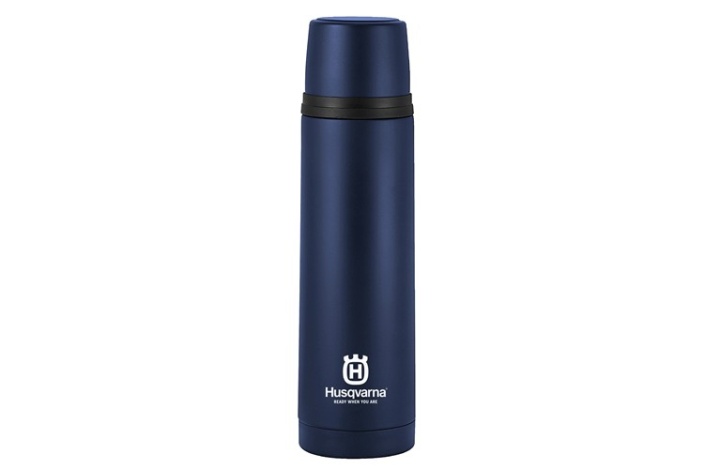 Husqvarna Thermos Flask Mug Stainless Vacuum Insulated 0,75L dans le groupe Produits Husqvarna pour la sylviculture et le jardinage / Husqvarna Équipement de protection individuel / Vêtements de travail / Accories chez GPLSHOP (5368254-01)