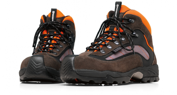 Bottes de protection Husqvarna Technical, 40 dans le groupe Produits Husqvarna pour la sylviculture et le jardinage / Husqvarna Équipement de protection individuel / Bottes de protection chez GPLSHOP (5963064-40)