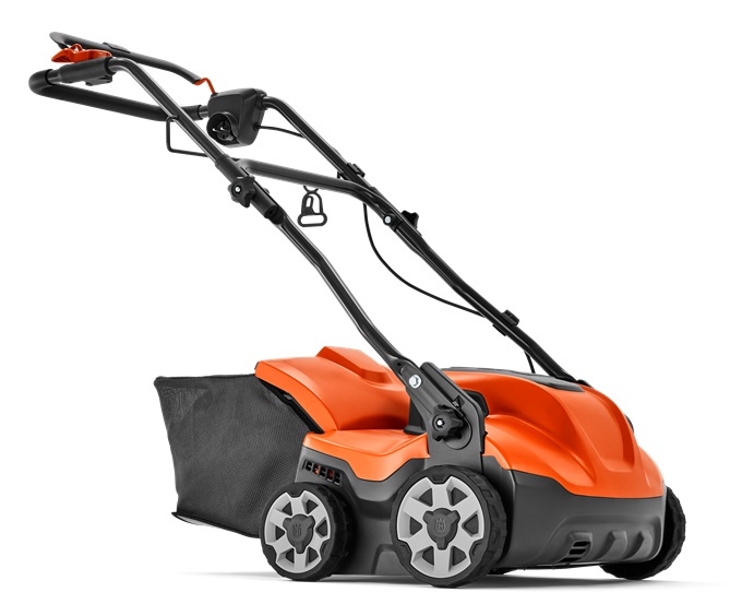 Husqvarna Scarificateur S138C dans le groupe Produits Husqvarna pour la sylviculture et le jardinage / Husqvarna Scarificateur / Scarificateur électrique chez GPLSHOP (9679223-01)