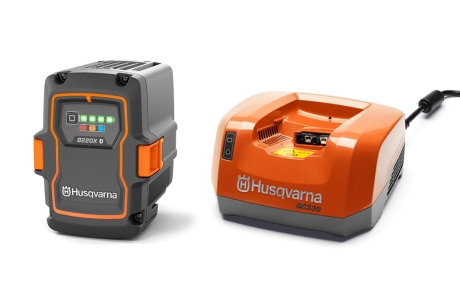 Kit Husqvarna B220X & QC330 dans le groupe Produits Husqvarna pour la sylviculture et le jardinage / Husqvarna Produits à batterie / Accories Produits à batterie / Kit avec batterie et chargeur chez GPLSHOP (9706078)