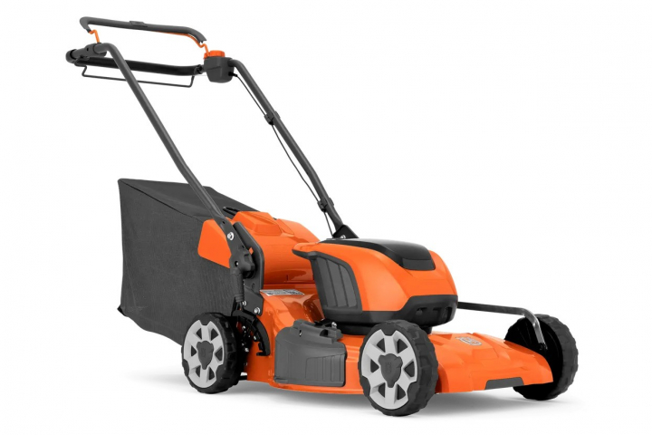 Husqvarna LC 251iS sans batterie ni chargeur dans le groupe Produits Husqvarna pour la sylviculture et le jardinage / Husqvarna Tondeuses / Tondeuse sur batterie chez GPLSHOP (9707226-01)