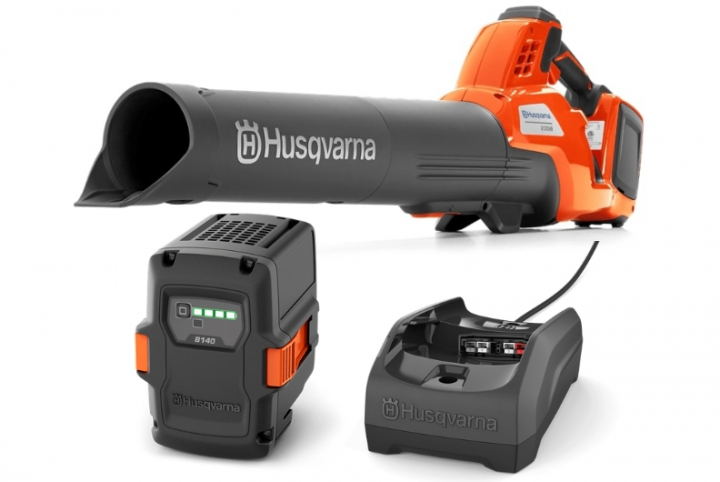 Husqvarna 230iB avec batterie ni chargeur dans le groupe Produits Husqvarna pour la sylviculture et le jardinage / Husqvarna Souffleur / Souffleurs à batterie chez GPLSHOP (9707444-02)