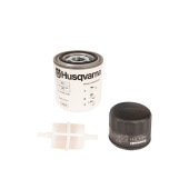 Kit d'entretien avec filtre à huile moteur, filtre à carburant, filtre à huile hydraulique - 50 premières heures Kit d'entretien avec filtre à huile moteur, filtre à carburant, filtre à huile hydraulique - 50 premières heures