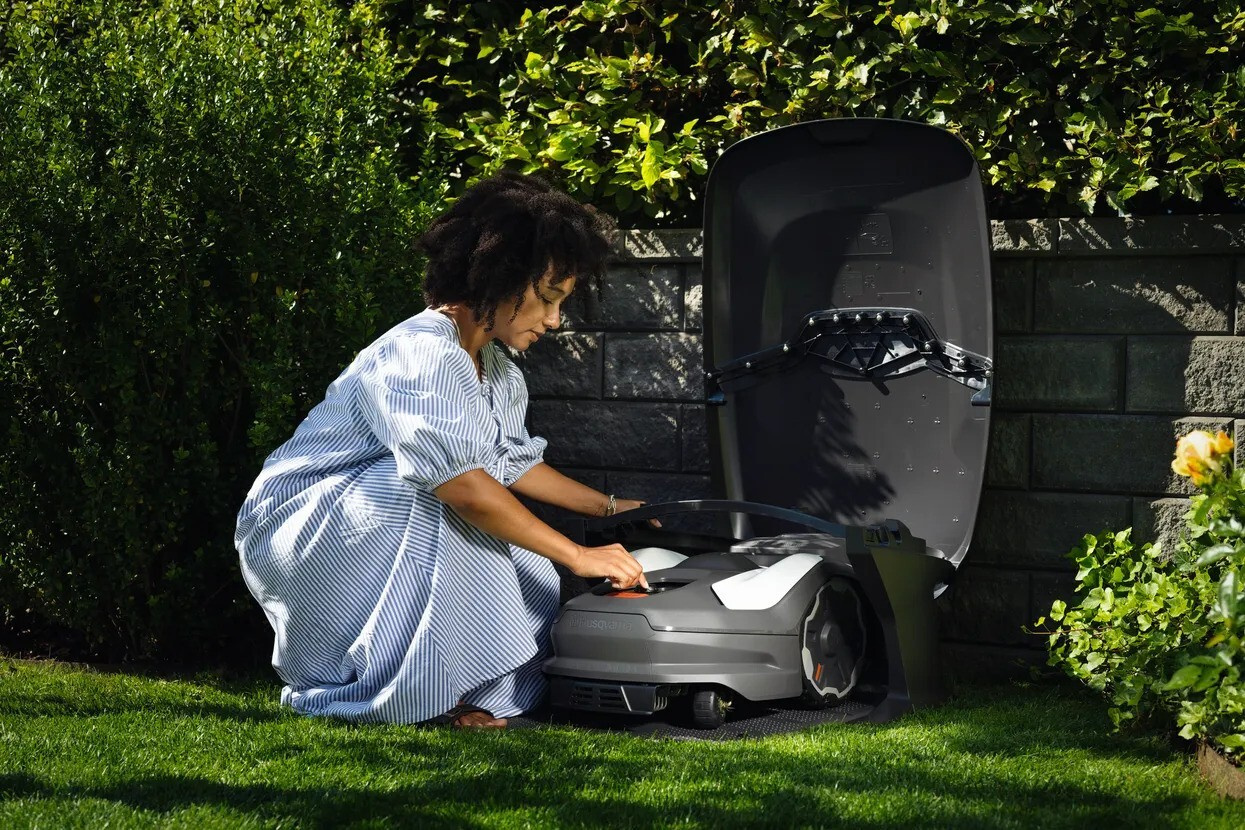 Garage Husqvarna Automower® Small séries 300 et 400