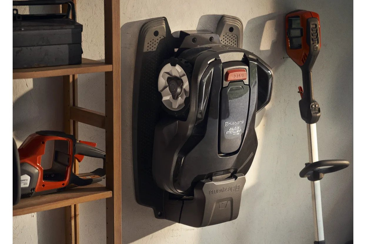 Leikkurin seinäteline Automower® 305 / 405X / 415X / 310 Mark II / 315 Mark II