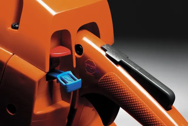 Husqvarna 120 Mark II Tronçonneuse