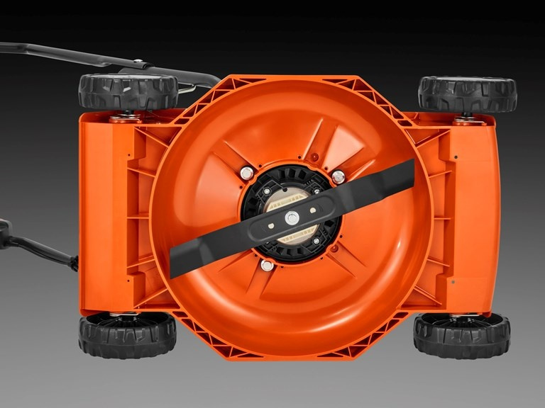 Husqvarna LB 146i Tondeuse Tractée À Batterie + BLi20 & QC80