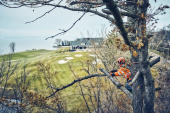 Husqvarna T542i XP® tronçonneuse à batterie pour les professionnels de l'entretien des arbres Husqvarna T542i XP® tronçonneuse à batterie pour les professionnels de l'entretien des arbres