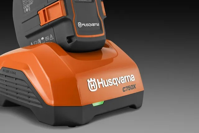 Husqvarna Chargeur de batterie C750X