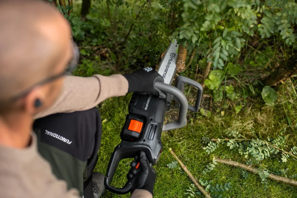 Husqvarna Aspire™ C15X sans batterie ni chargeur