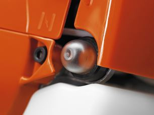 Husqvarna 122R Débrousailleuse