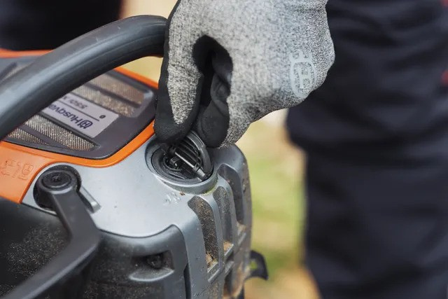 Husqvarna 550i XP® Tronçonneuse à batterie