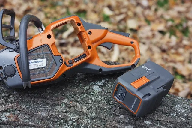 Husqvarna 550i XP® avec batterie et chargeur