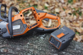 Husqvarna 550i XP® avec batterie et chargeur Husqvarna 550i XP® avec batterie et chargeur